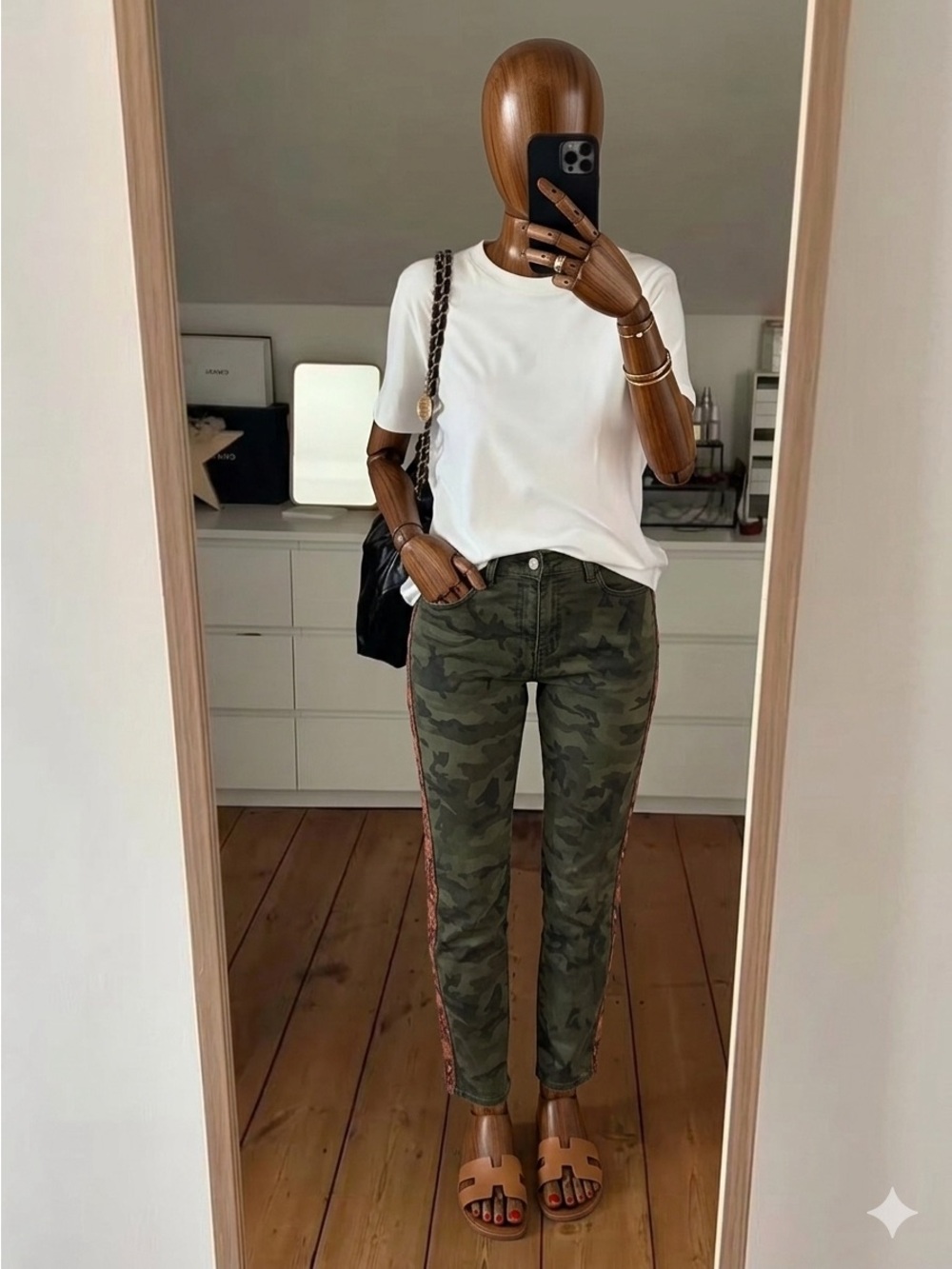 Driftwood Jackie Camo Embroidered Skinny Jeans Sedona Aztec Stripe Sz 30x28